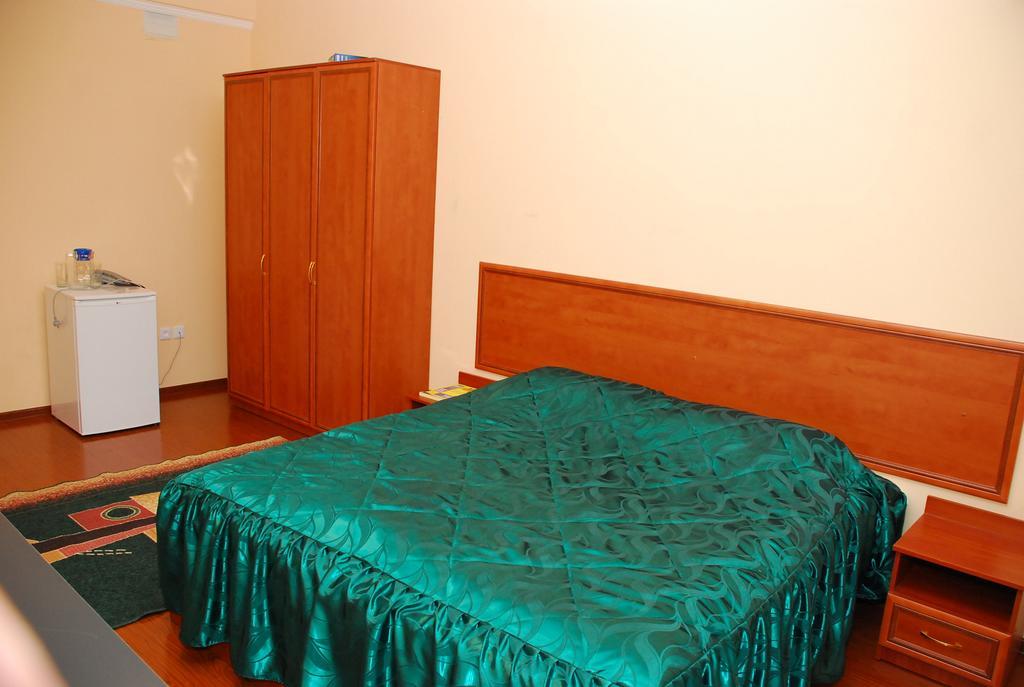 Hotel "Arai" Актобе Екстер'єр фото